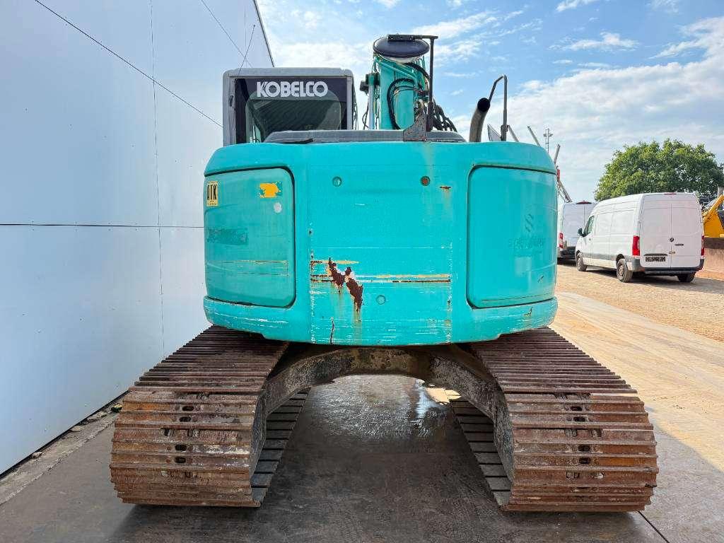 Kobelco SK135SR - Quick Coupler / Automatic Greasing Photo 4