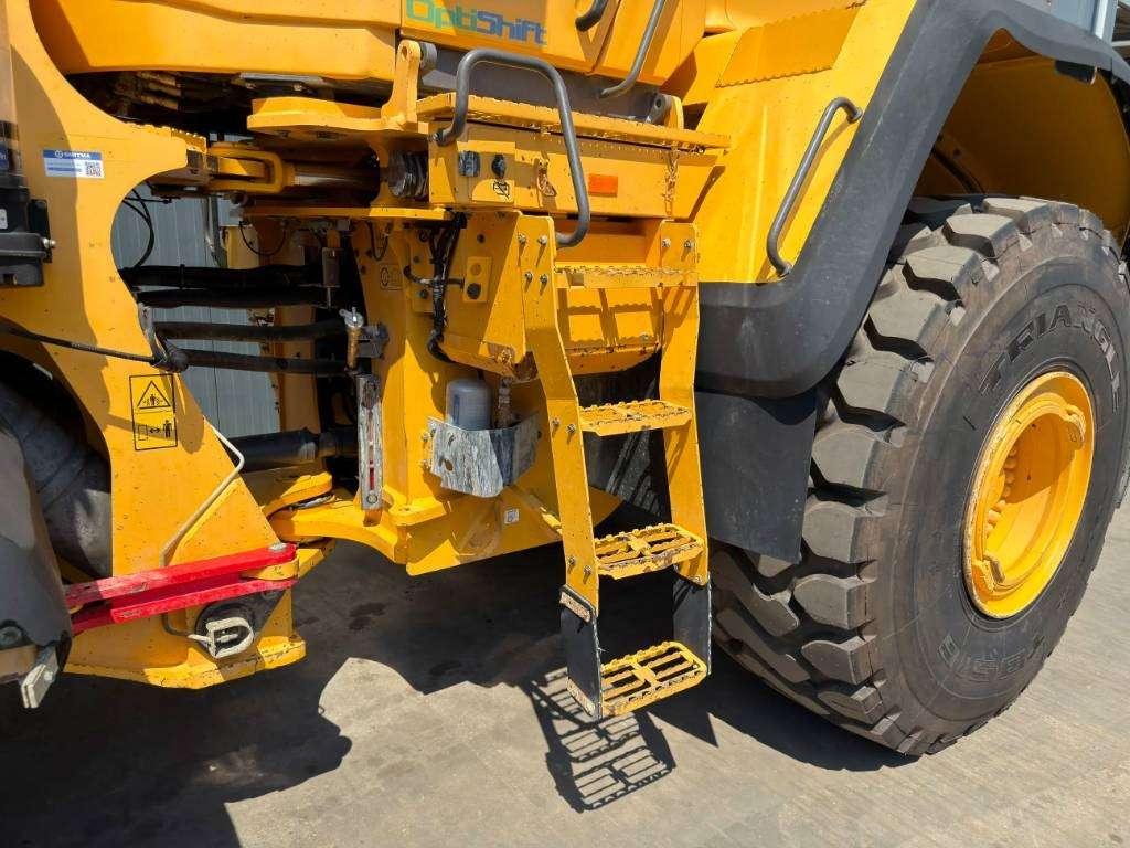 Volvo L250H Photo 16