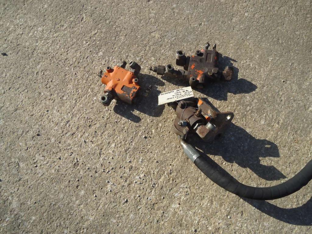 Hydraulic valve for Fiat Hitachi FR220 Photo 4