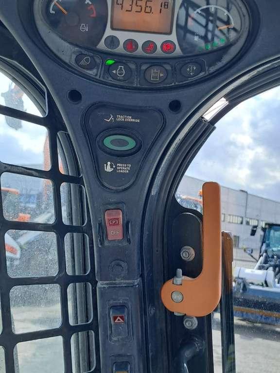 Bobcat T770HFJ Photo 14