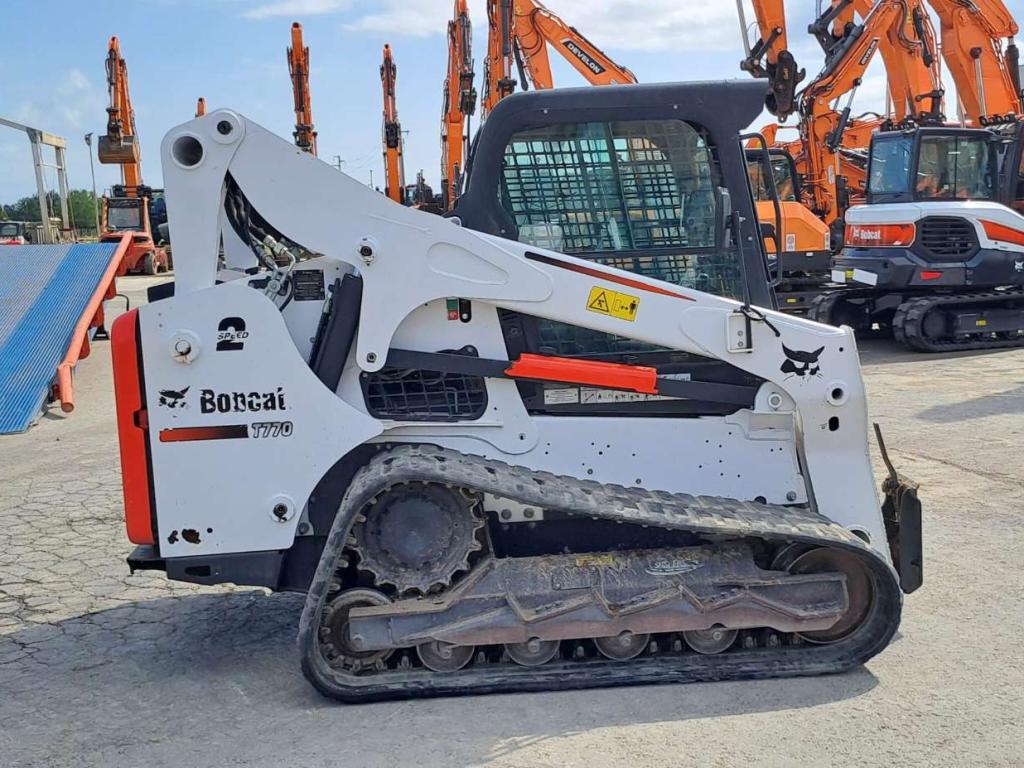 Bobcat T770HFJ Photo 6