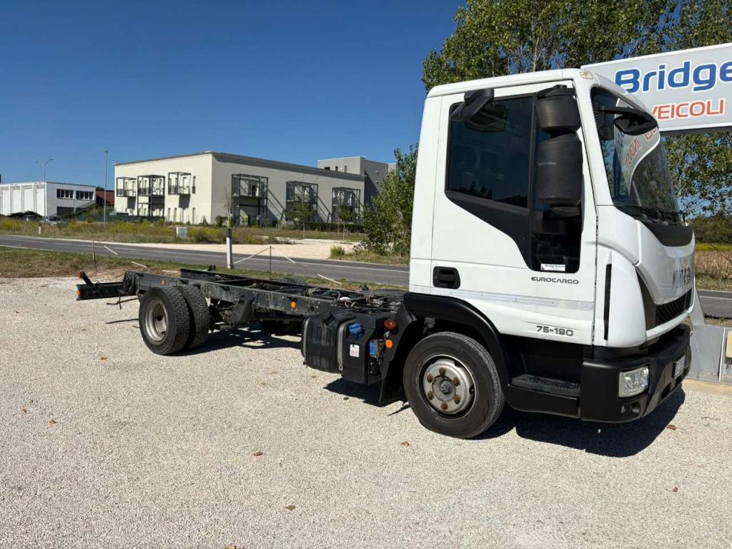 Iveco EUROCARGO 75E19 euro 6 telaio Photo 8