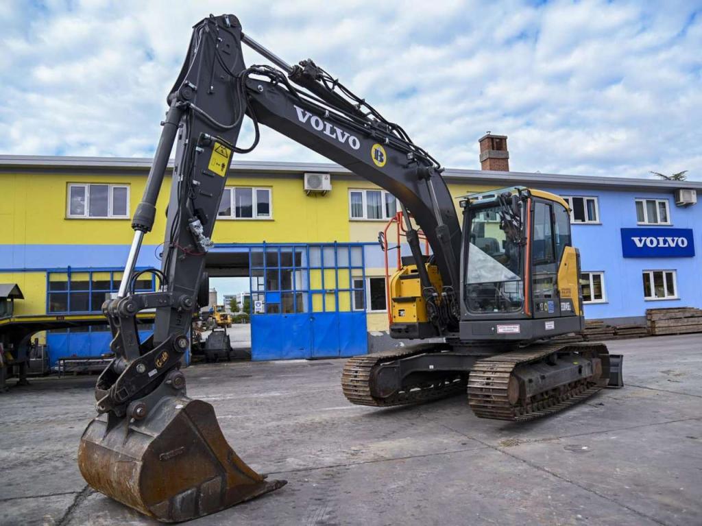 Volvo ECR145EL Photo 1