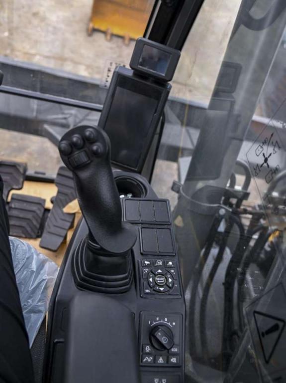 Volvo ECR145EL Photo 13