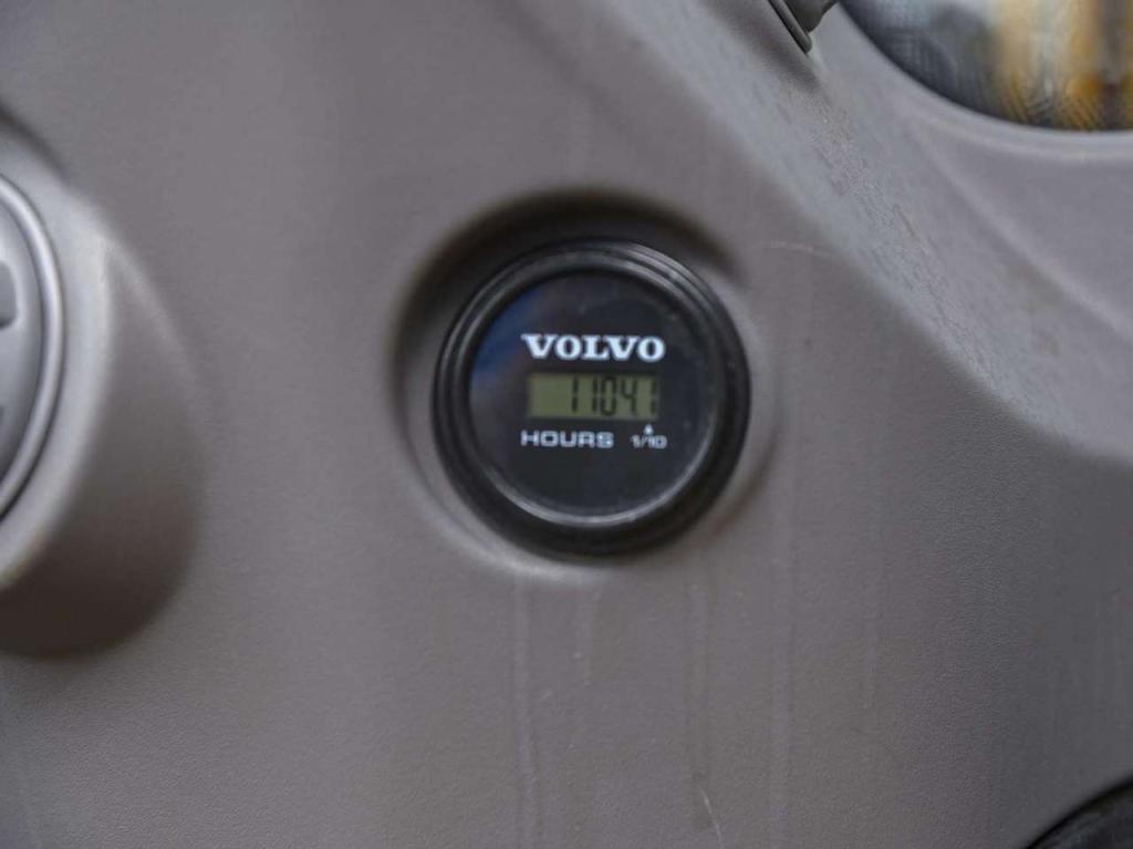 Volvo ECR145EL Photo 14