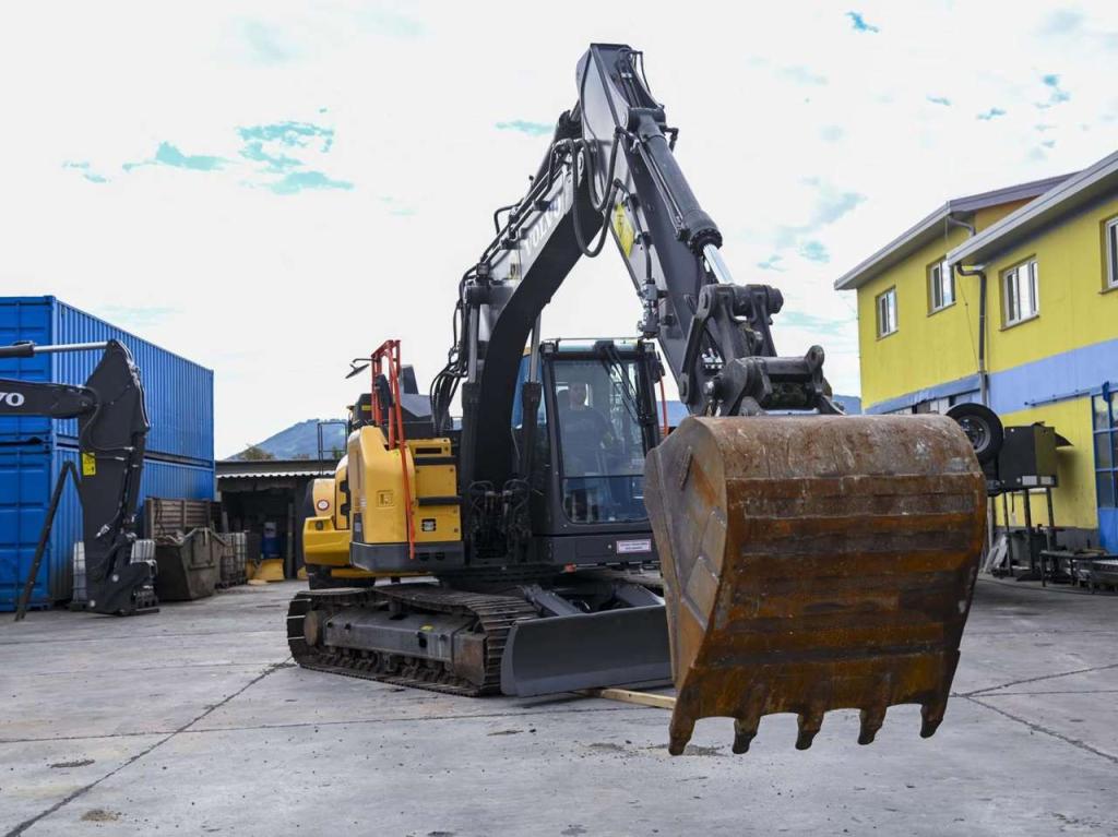 Volvo ECR145EL Photo 7