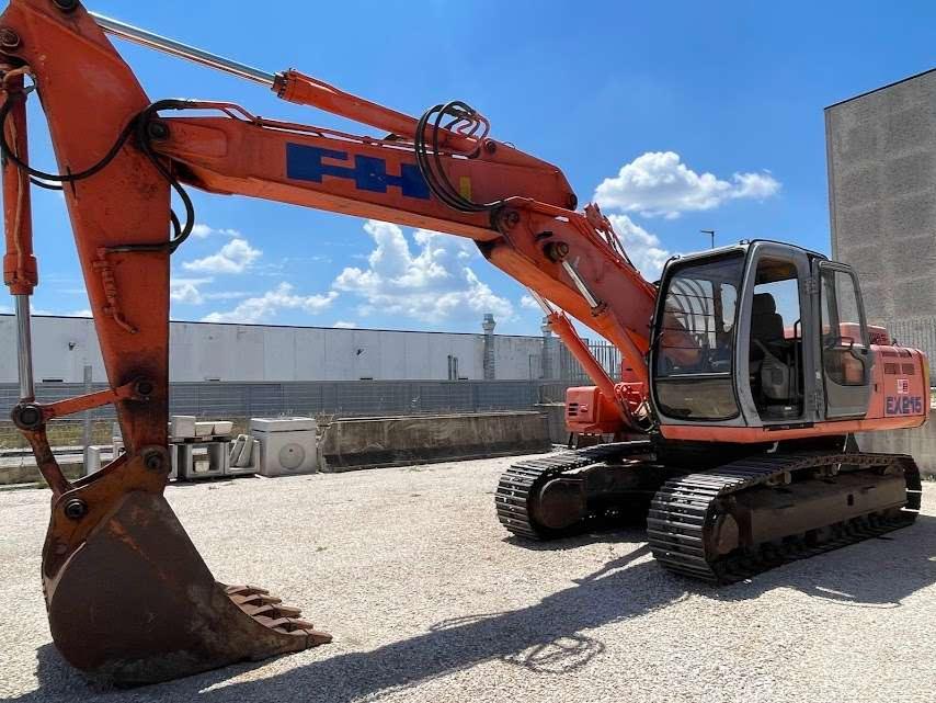 Fiat Hitachi EX215 Photo 10
