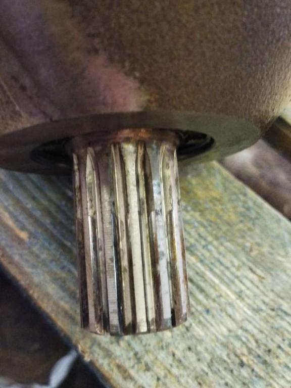 Track motor for Caterpillar 315 B Photo 3