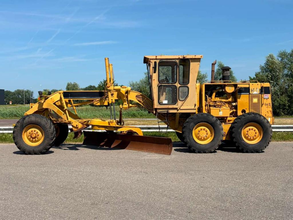Caterpillar 140H Photo 1