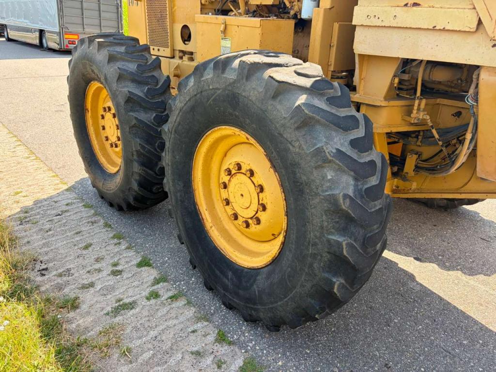 Caterpillar 140H Photo 14