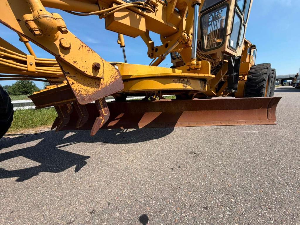 Caterpillar 140H Photo 16