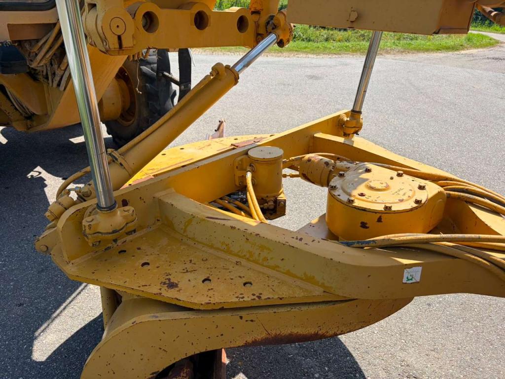 Caterpillar 140H Photo 18