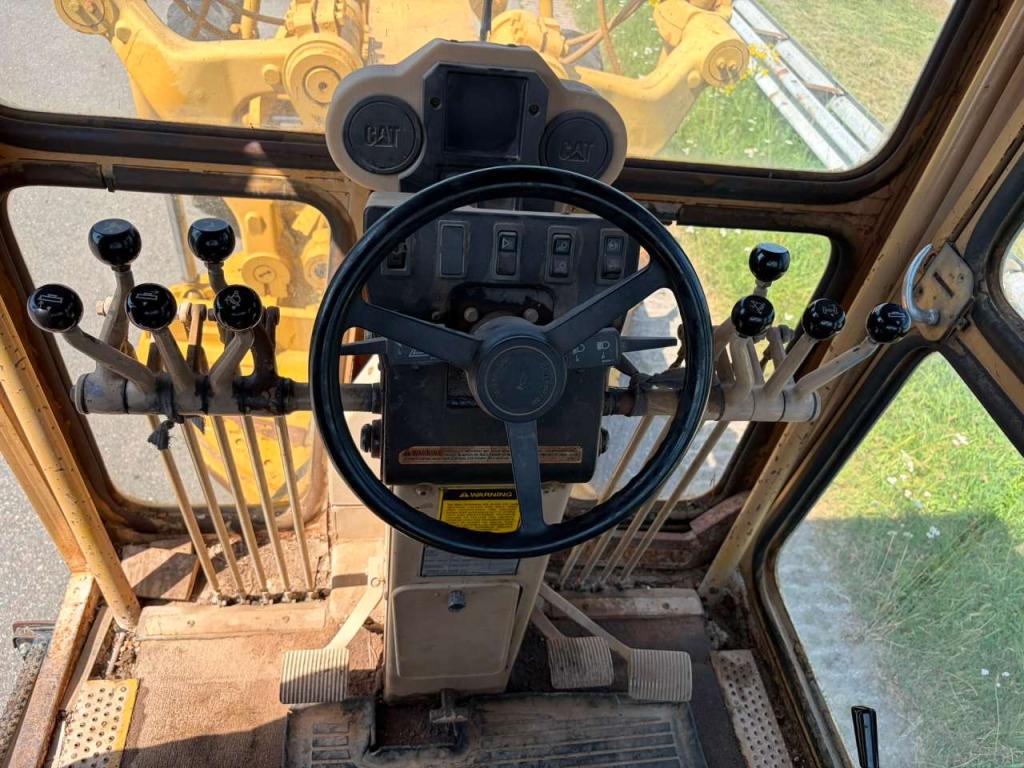 Caterpillar 140H Photo 23