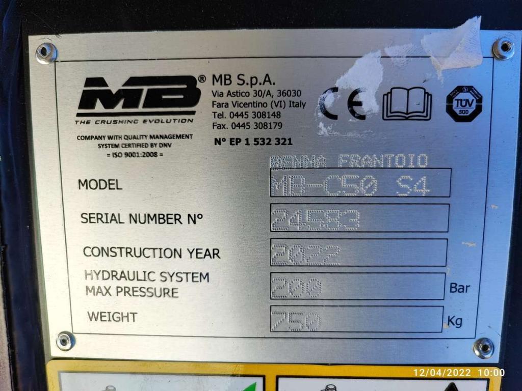 MB CRUSHER C50 Photo 5