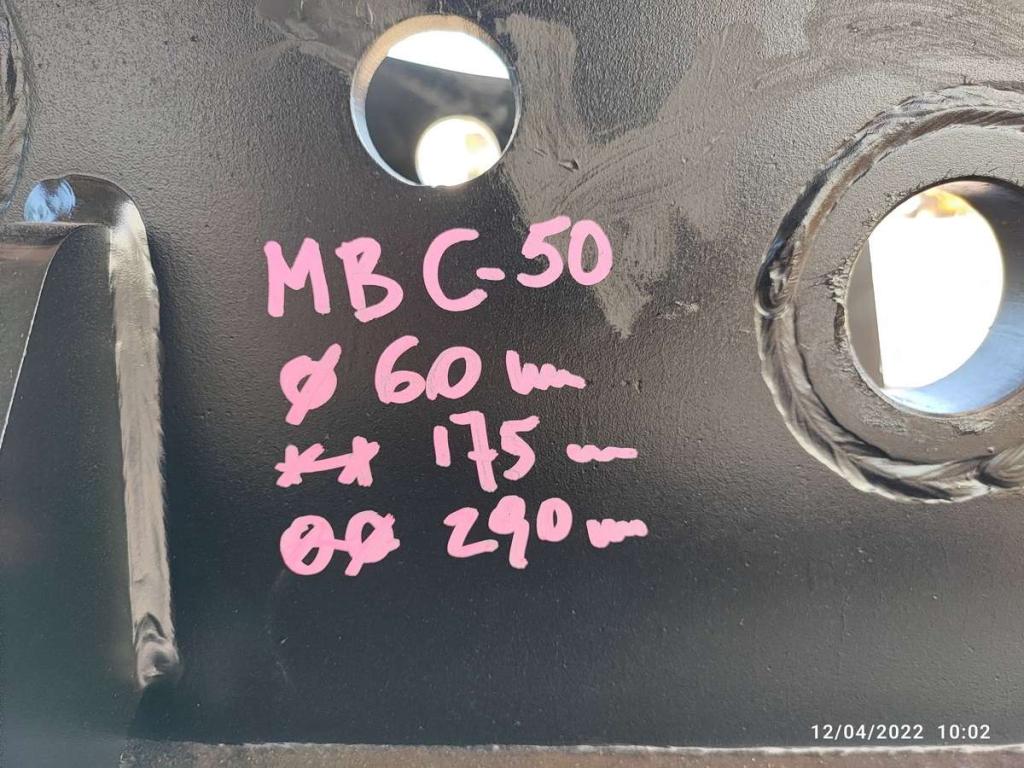 MB CRUSHER C50 Photo 7