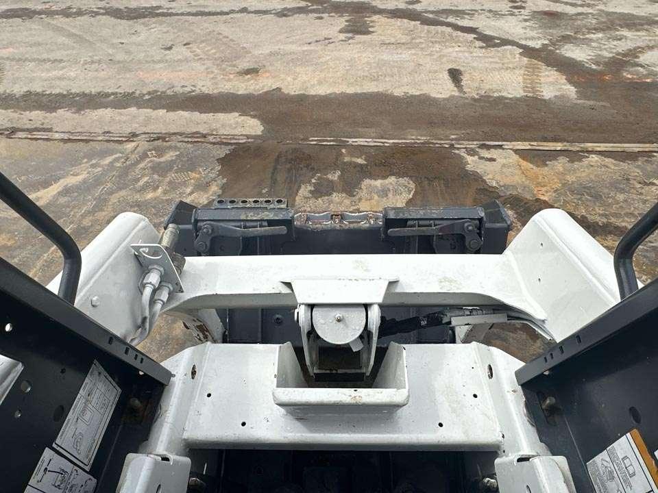Bobcat 463 Photo 12