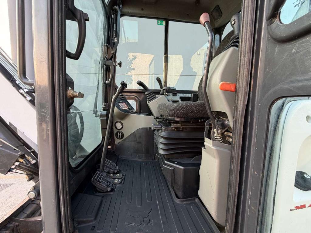 Bobcat E50 Photo 12