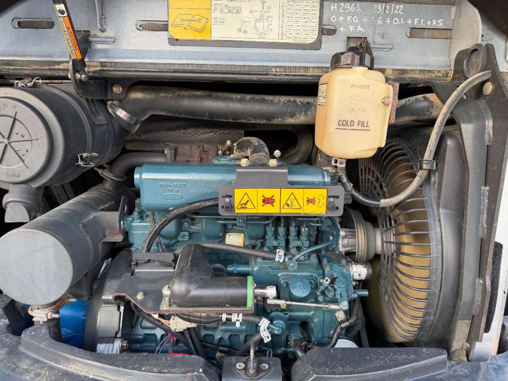 Bobcat E50 Photo 14
