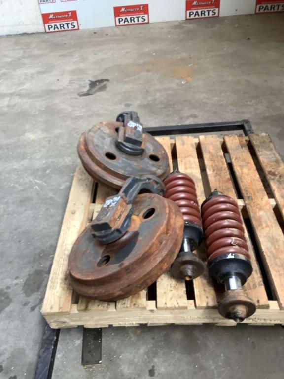 Track adjuster spring for Hitachi ZX85 Photo 2