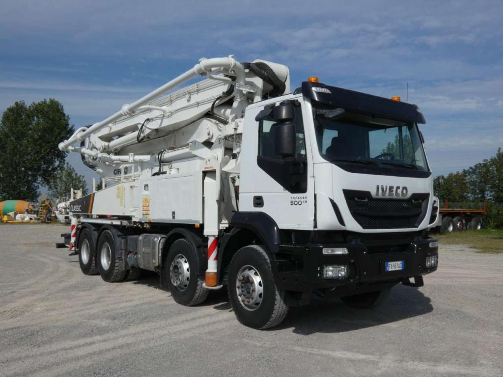 Iveco TRAKKER 500 Photo 3