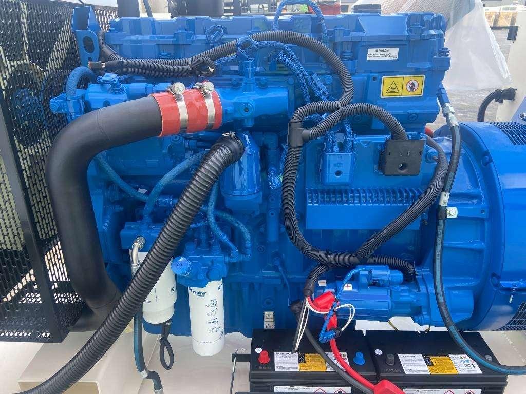 FG Wilson P250-5 - 250 kVA Open Genset - DPX-16013-O Photo 7