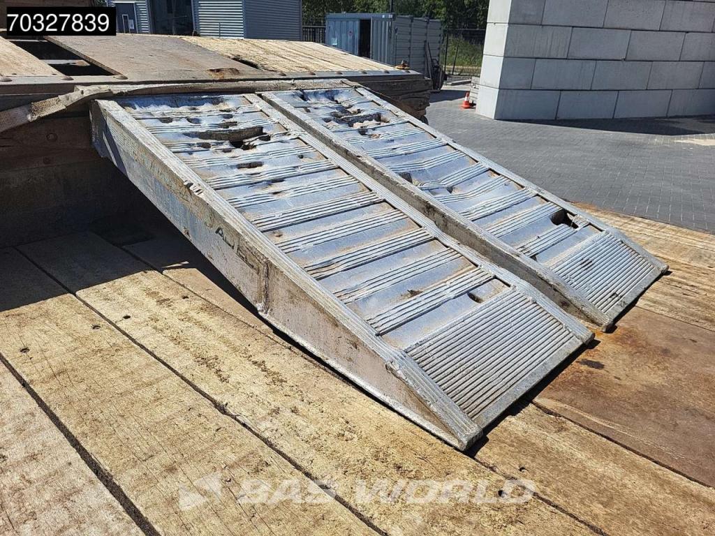 Faymonville MAX 100 Steering Axle Ramps Photo 13
