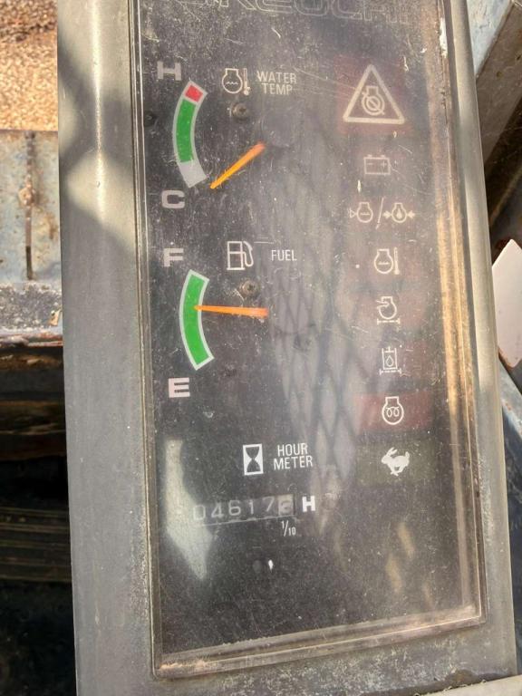 Takeuchi TL140 Photo 7