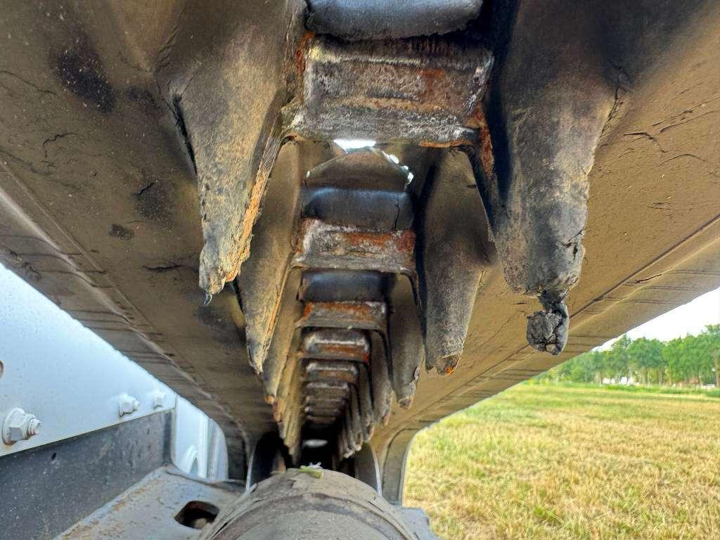 Bobcat T590 - Track Loader / Closed Cab Photo 27