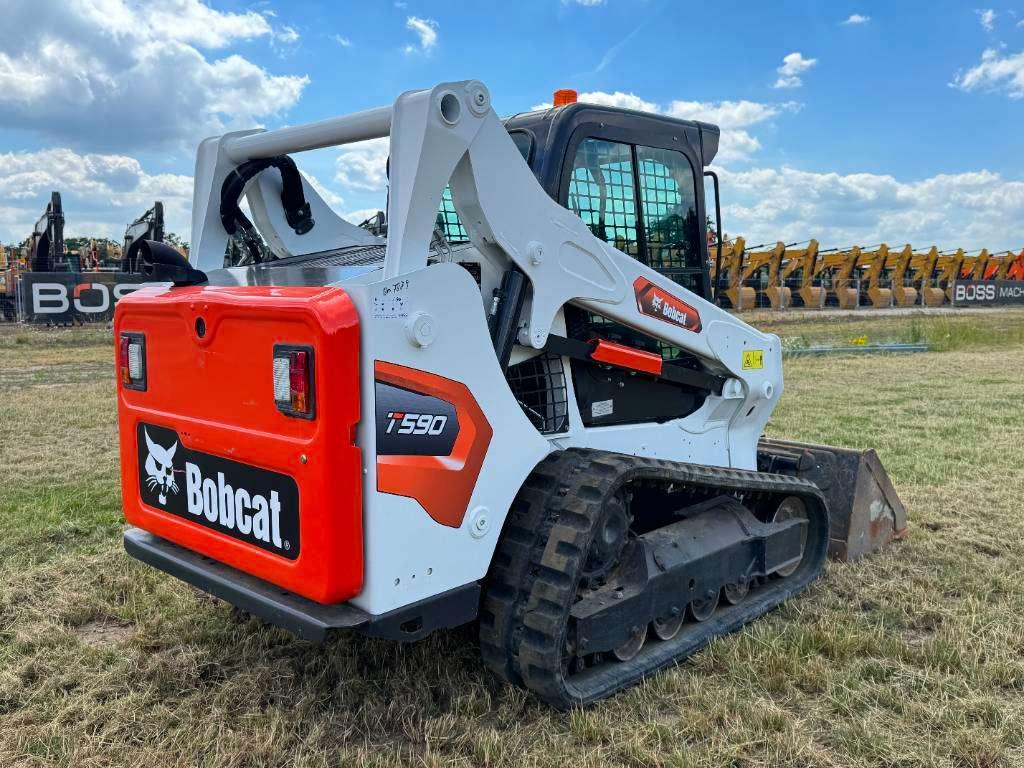 Bobcat T590 - Track Loader / Closed Cab Photo 5