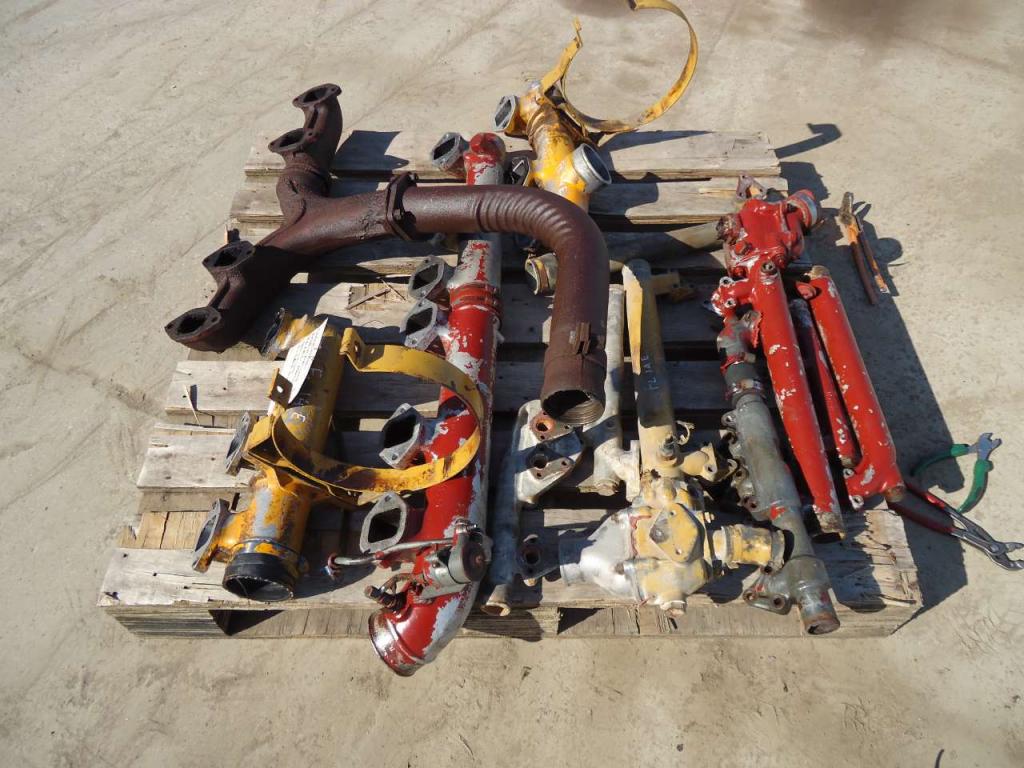 Intake manifold for Fiat Allis FL14C Photo 2
