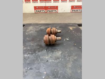 Carrier rollers for Hitachi ZX85 sold by Massucco T. Srl Area Ricambi