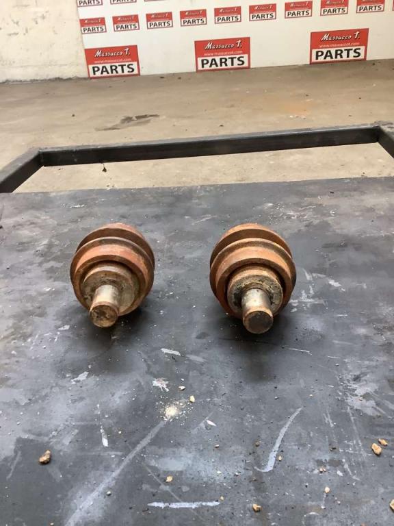 Carrier rollers for Hitachi ZX85 Photo 2