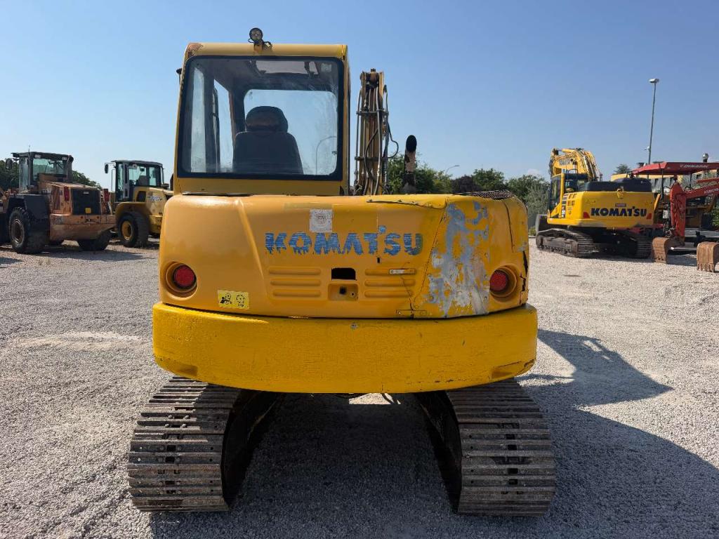Komatsu PC 75R Photo 2