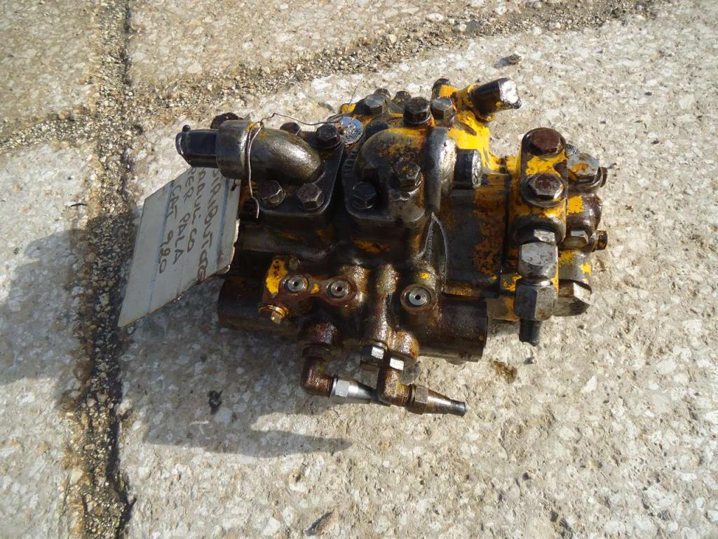 Hydraulic distributor for Caterpillar 920 Photo 3