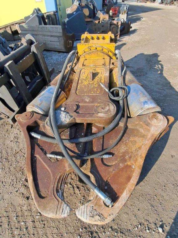 BC20D for 26-35 ton excavators Demolition crusher Photo 2