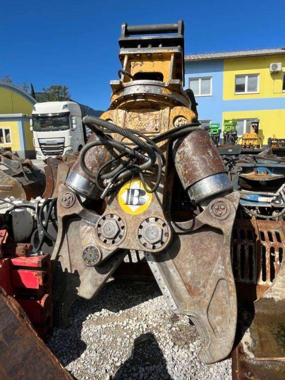 BC20D for 26-35 ton excavators Demolition crusher Photo 4