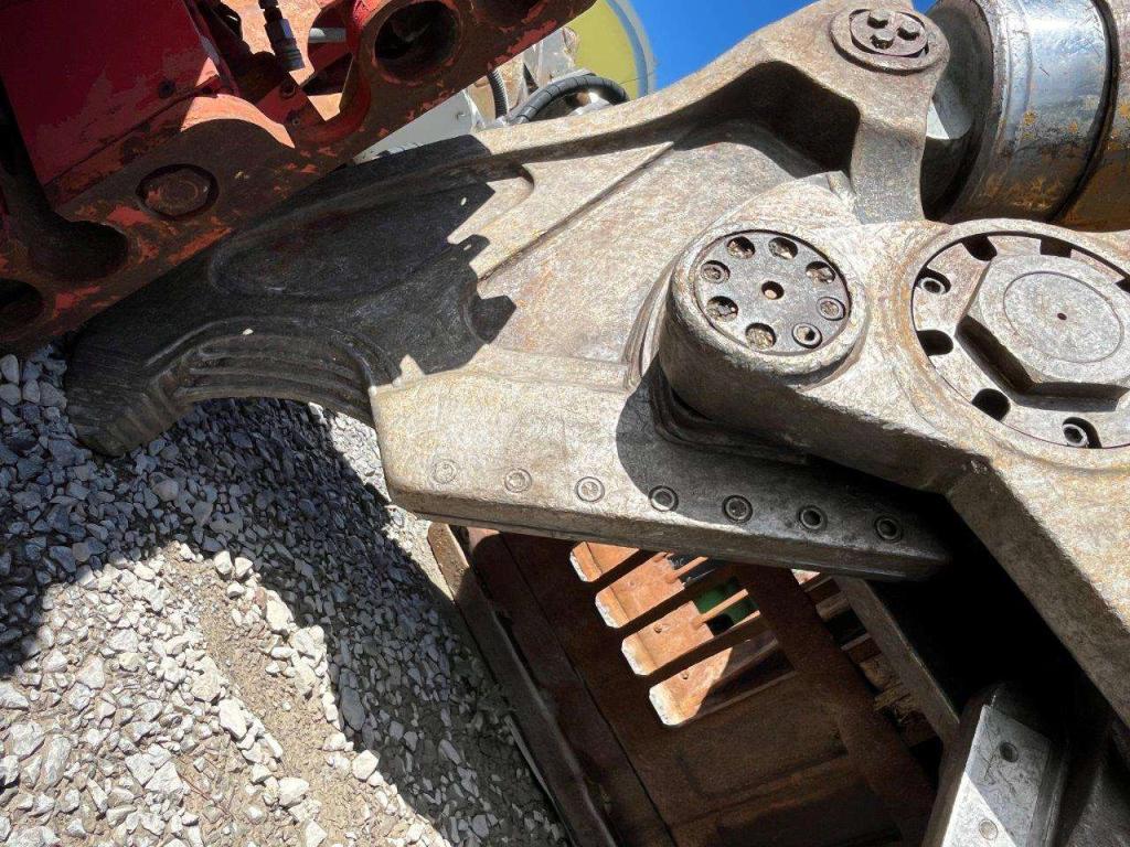 BC20D for 26-35 ton excavators Demolition crusher Photo 7
