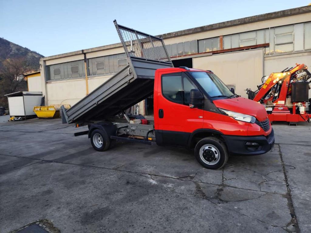 Iveco DAILY 35-120 Photo 20