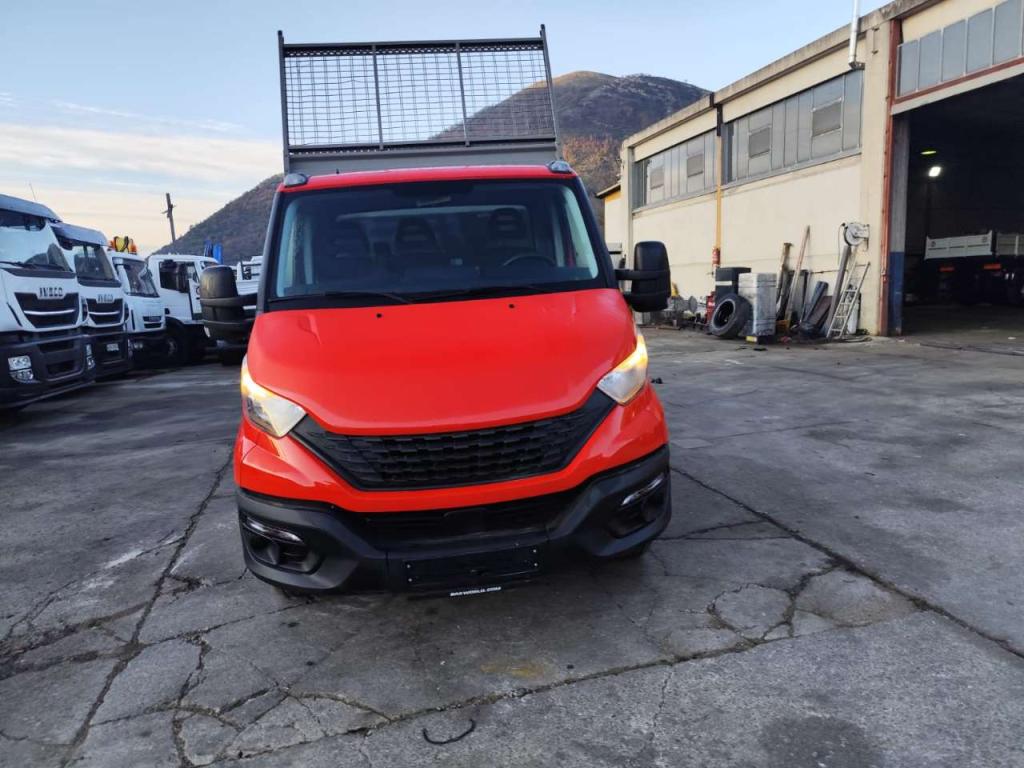 Iveco DAILY 35-120 Photo 27