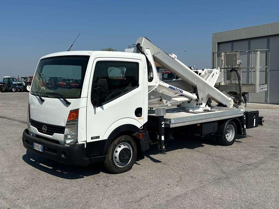 Nissan 35.11 MX 170 Photo 1