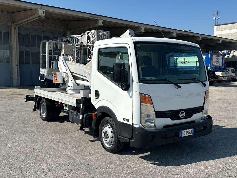 Nissan 35.11 MX 170 Photo 17