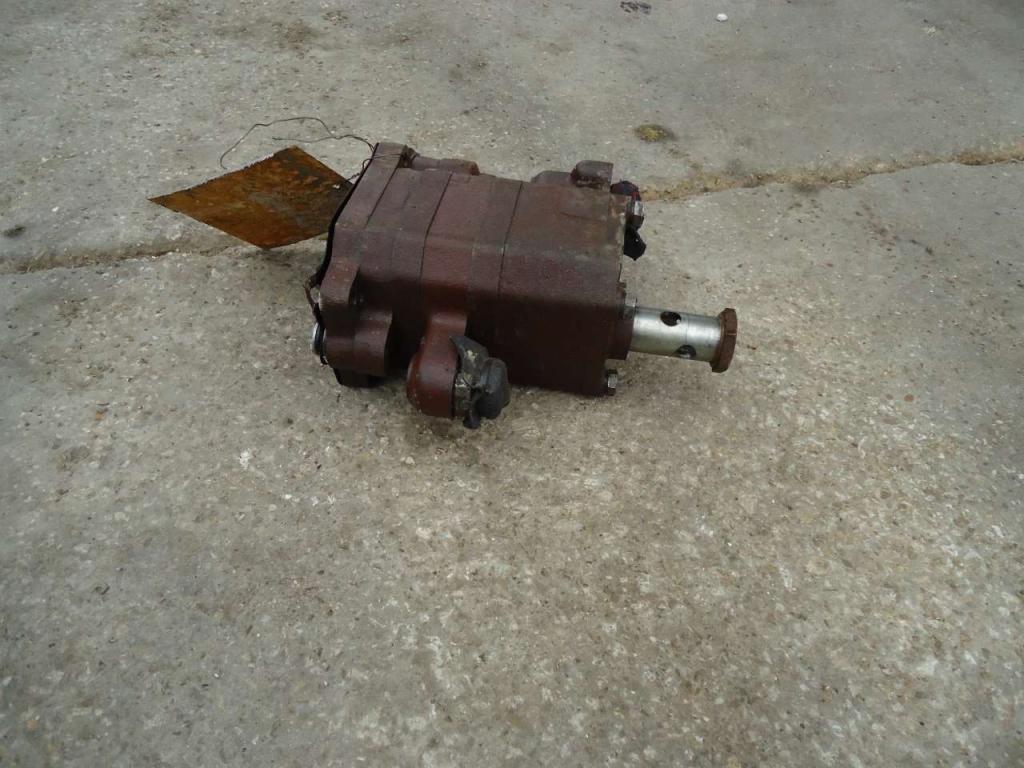 Transmission hydraulic pump for Fiat Allis FL20 Photo 2