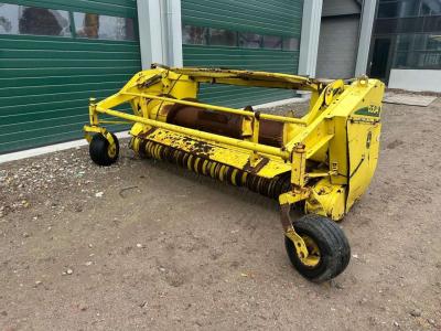 John Deere 630 A sold by JN Machines BV