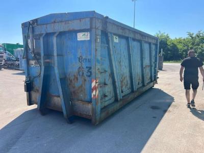 CONTAINER SCARRABILE USATO CON COPERCHIO sold by Aurora Srl