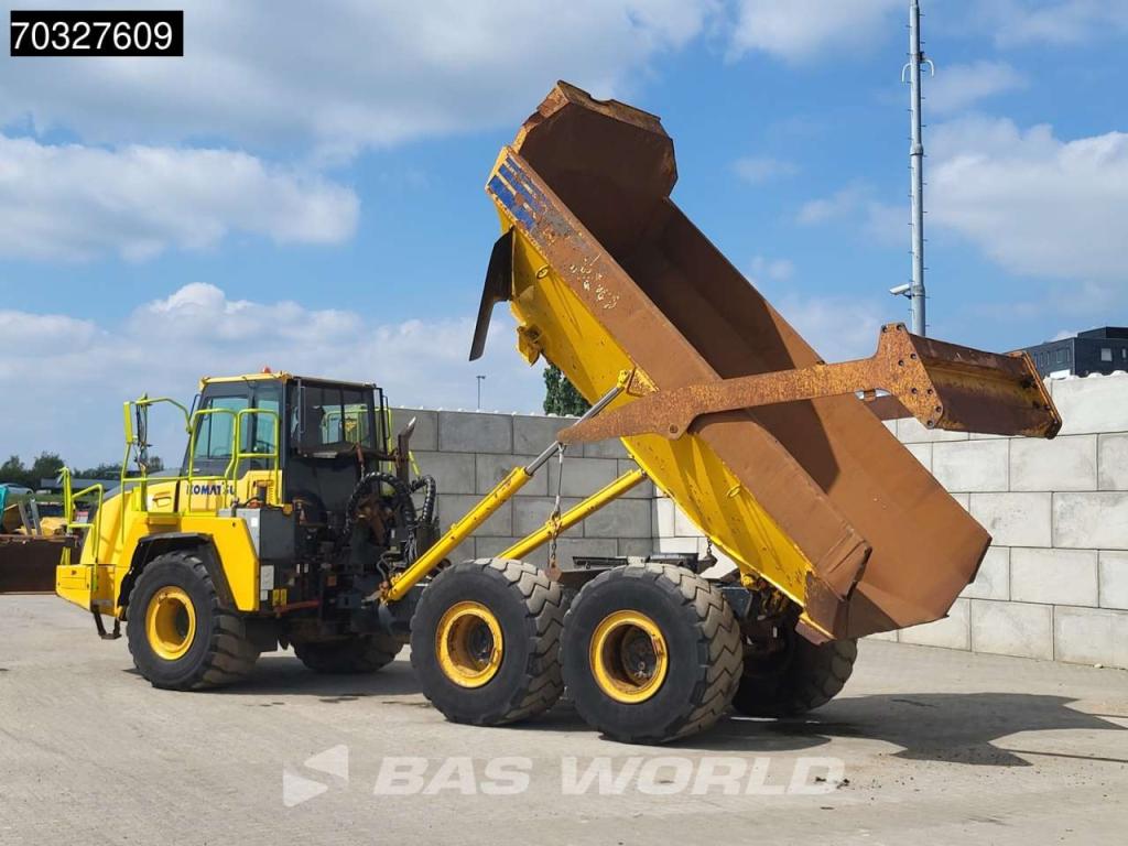 Komatsu HM300-3 Photo 5