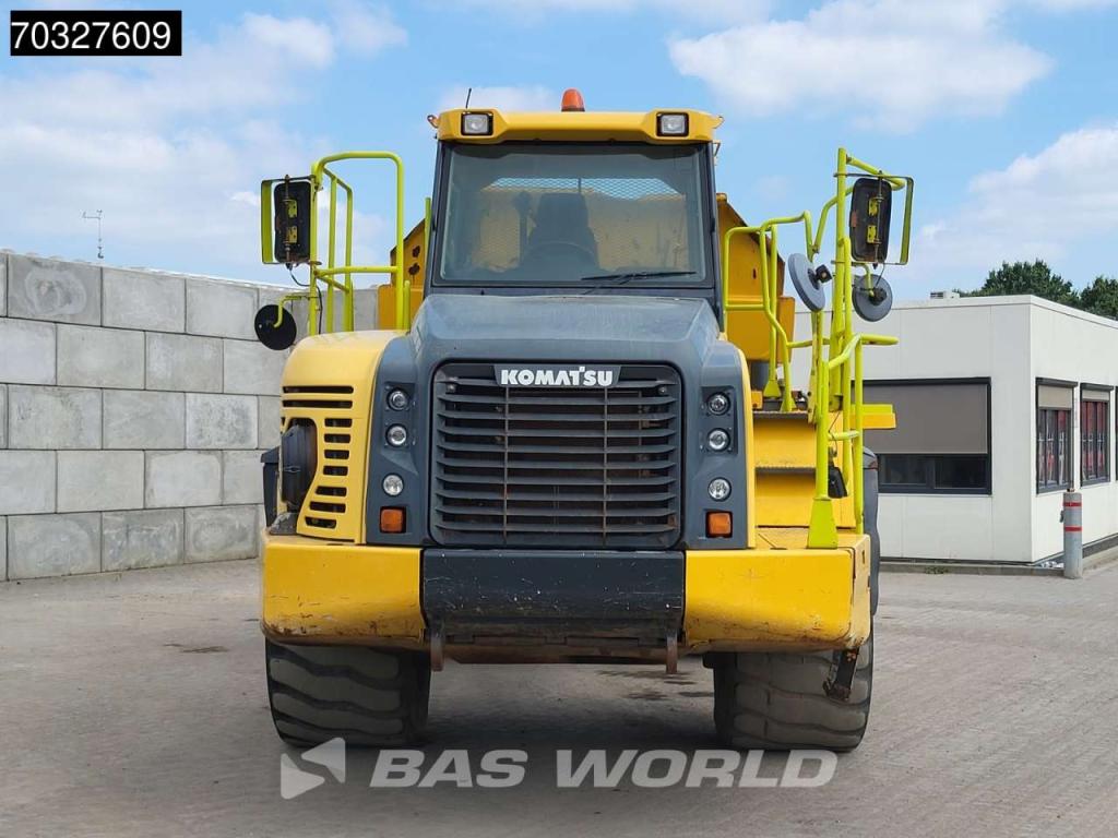 Komatsu HM300-3 Photo 7