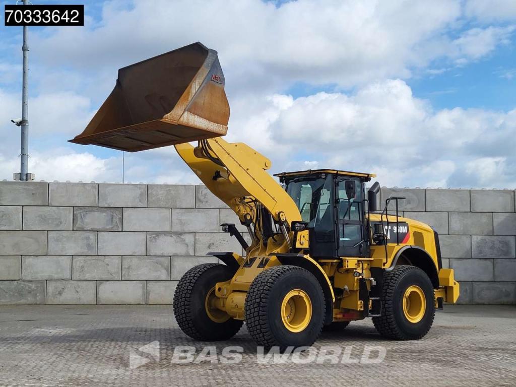 Caterpillar 950 M Quick Coupler Photo 5