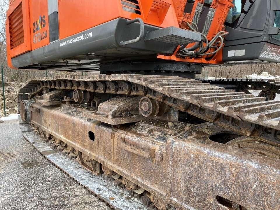 Hitachi ZX470LCH-3 Photo 6