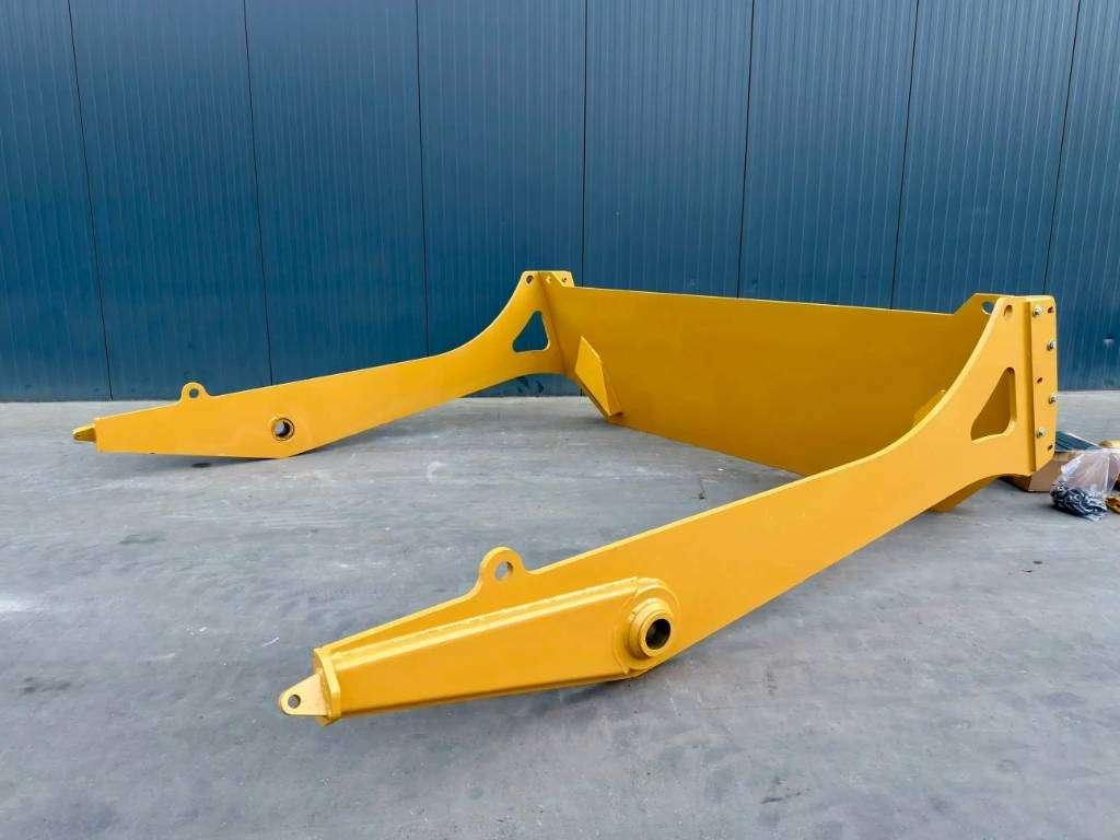 Rear hatch for Caterpillar 730 NG Photo 16