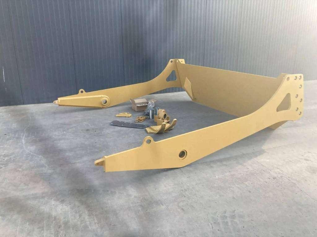 Rear hatch for Caterpillar 730 NG Photo 5